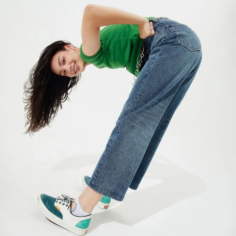 The Blue Tshirt Original Dad Jeans (Light Blue Wash)