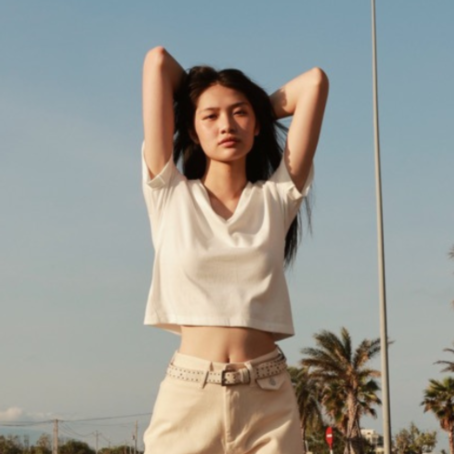 Áo thun Victory Sailor màu xanh (Trắng)