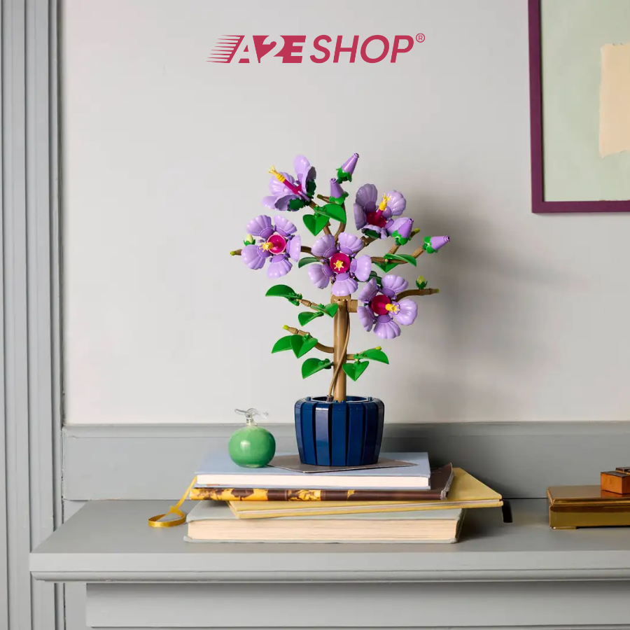 LEGO Icons Hibiscus – 758 Pieces Botanical Flower Build