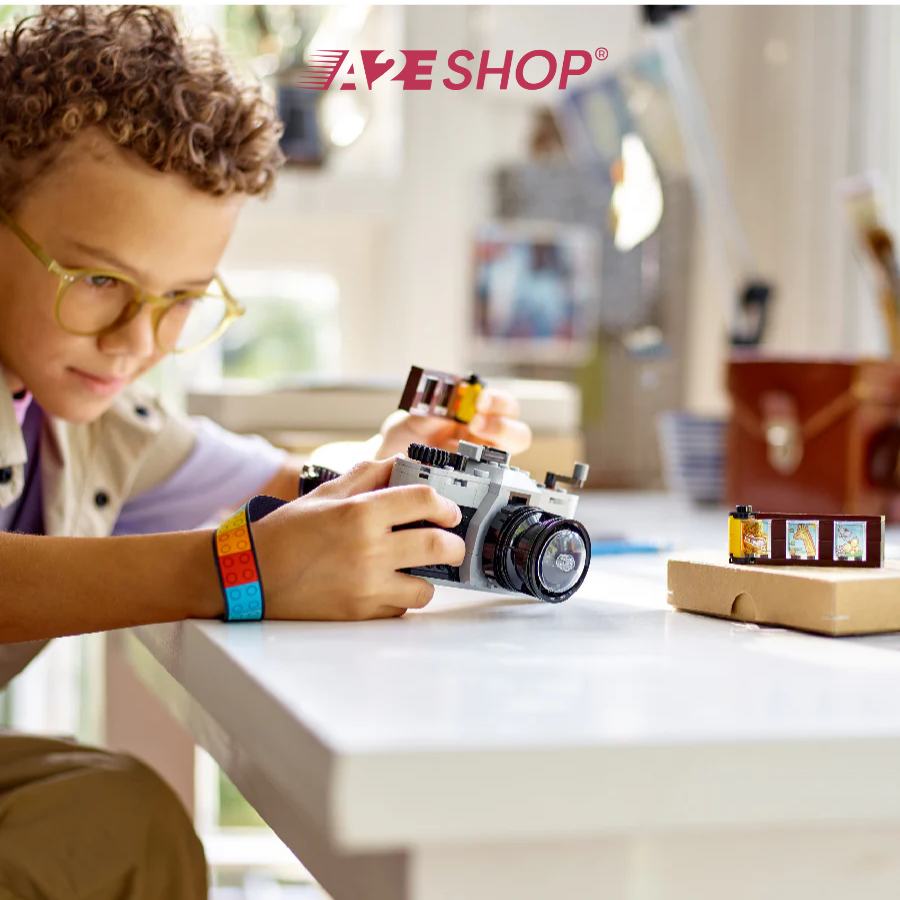 Bộ lắp ráp máy ảnh cổ điển Lego Creator (261 mảnh)