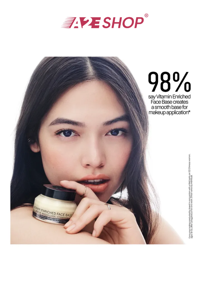Bobbi Brown -  Vitamin Enriched Face Base - Moisturizer and Primer